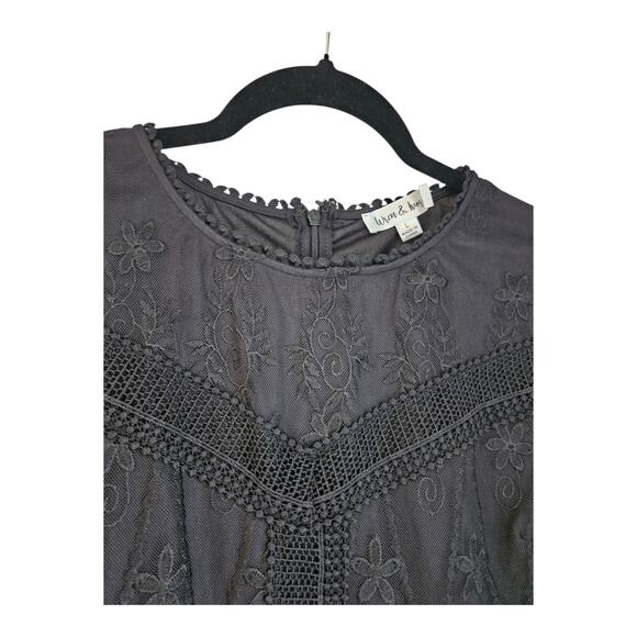 Wren and Ivory Dress Size LG Black Mesh Lace Overlay Lined Scalloped Hem S/S - Picture 3 of 10